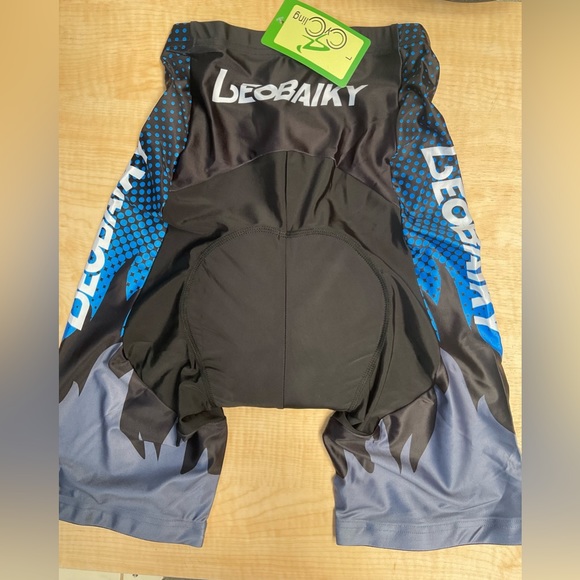 Leobaiky Men’s Cycling Padded Riding Bike Shorts L

BLACK - Picture 2 of 2